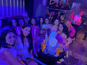 party Hopper Cabo Night tour takes you to the best clubs in Cabo San Lucas Mexico with a VIP access mandala señor frogs la vaquita crush nightspot
