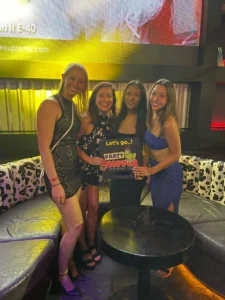 party Hopper Cabo Night tour takes you to the best clubs in Cabo San Lucas Mexico with a VIP access mandala señor frogs la vaquita crush nightspot